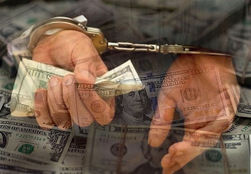 دستگیری دو نفر از سرکرده‌های اصلی اخلال در بازار ارز و ۵۷ معامله‌گر فردایی